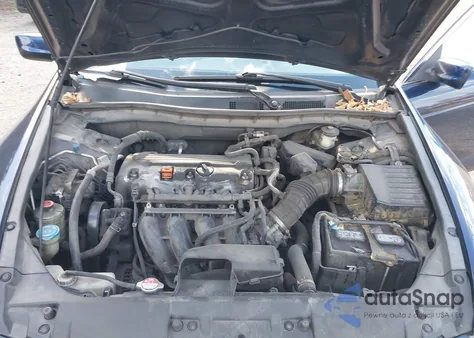 2010 Honda Accord 2.4 Lx z USA, uszkodzony, nr VIN 1HGCP2F3XAA133657